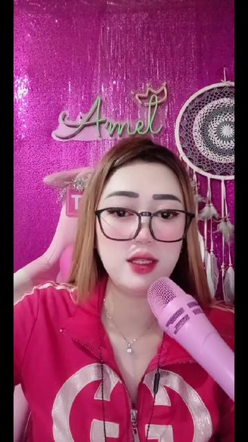@icha.Laura