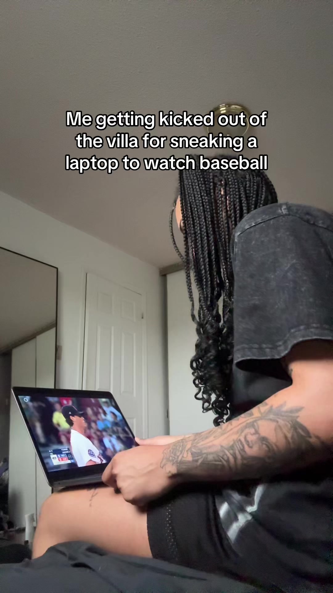 @karissahines