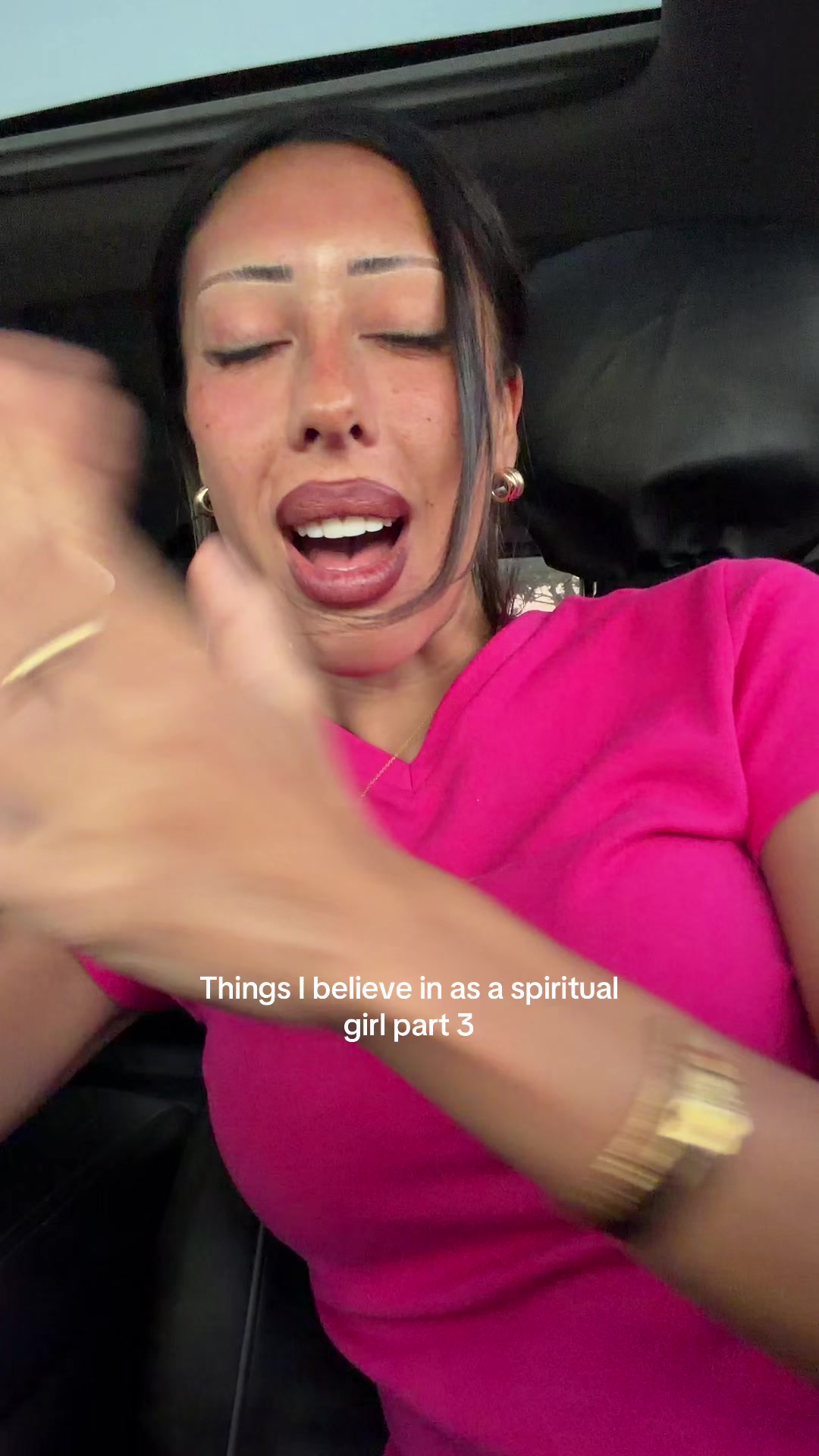 @THE4AMGIRL<3