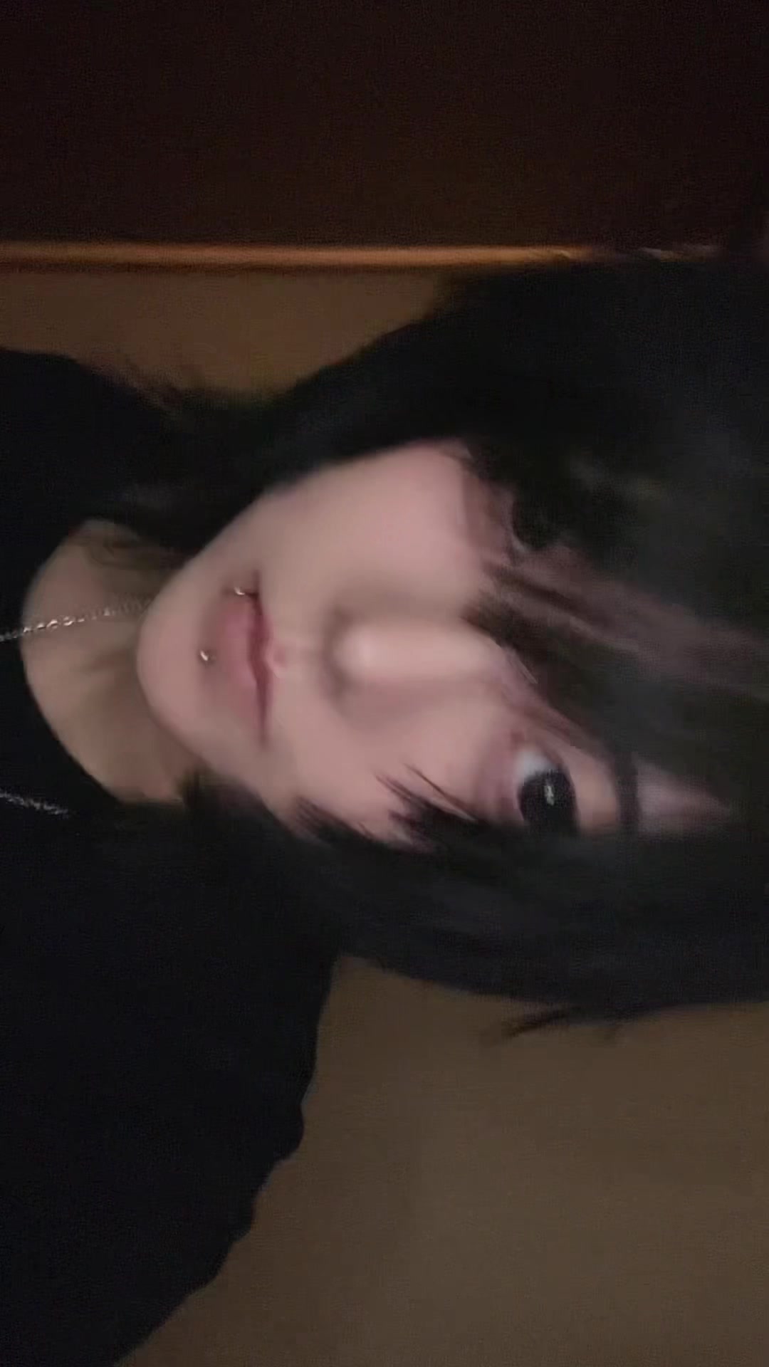 @Aru