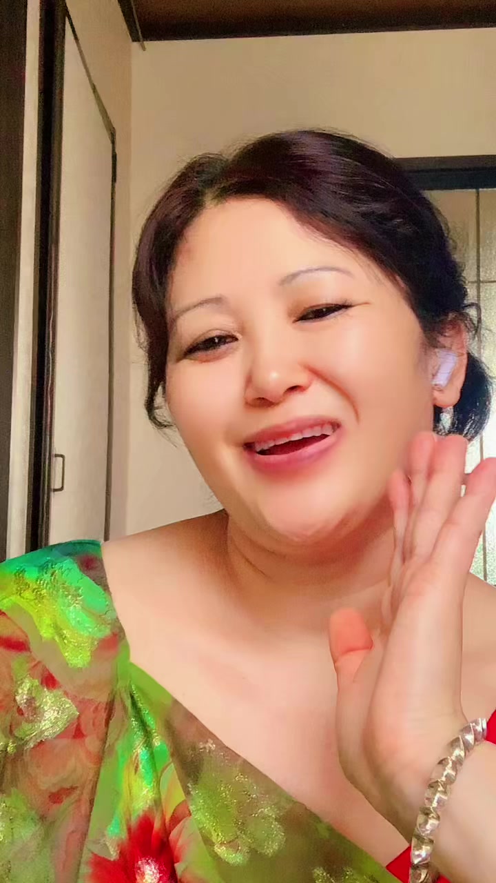@nneesha4