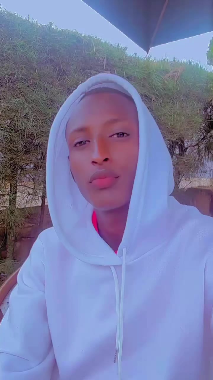 @vicram🇷🇼🇺🇬🦅