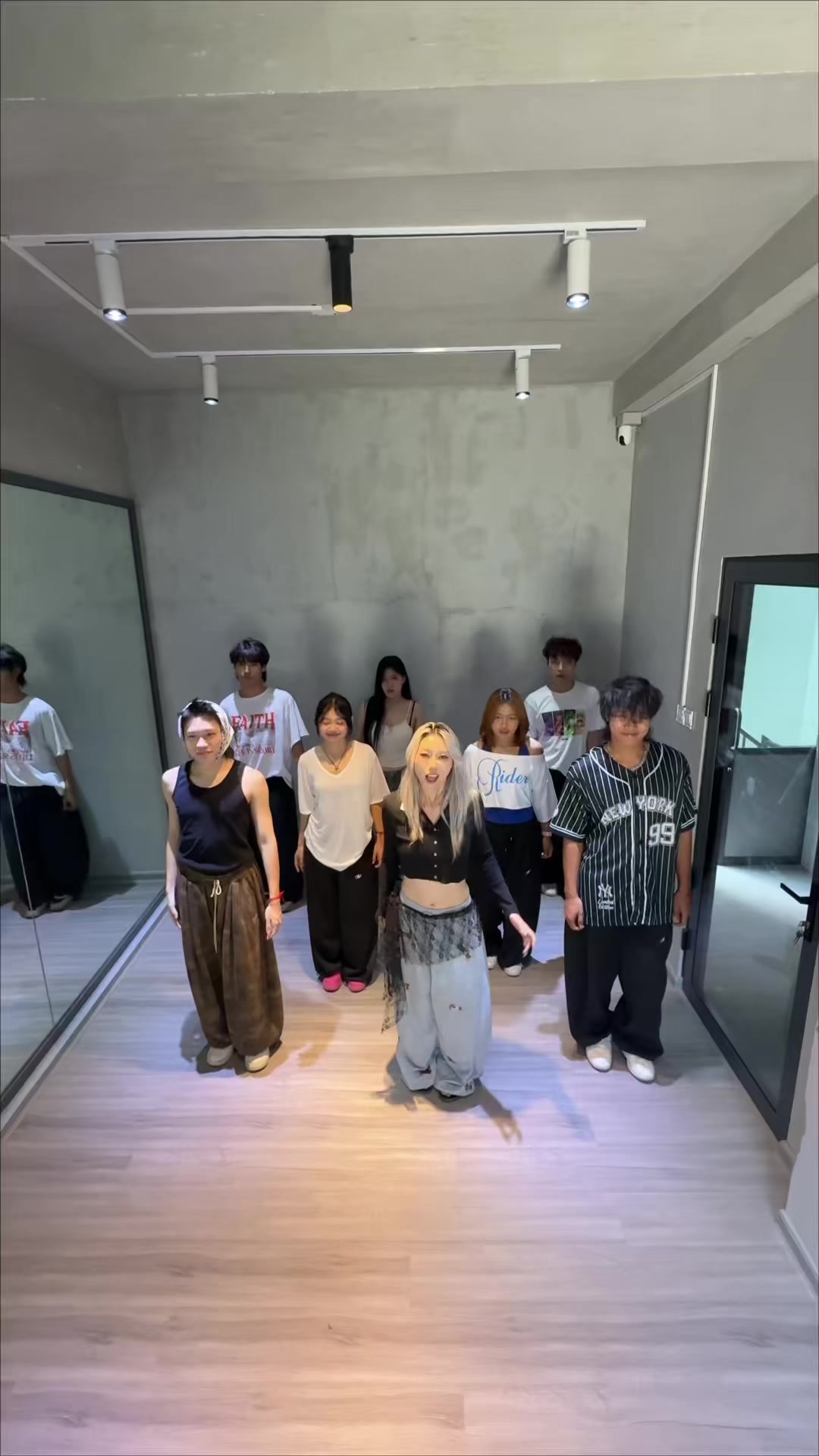 @Stella
