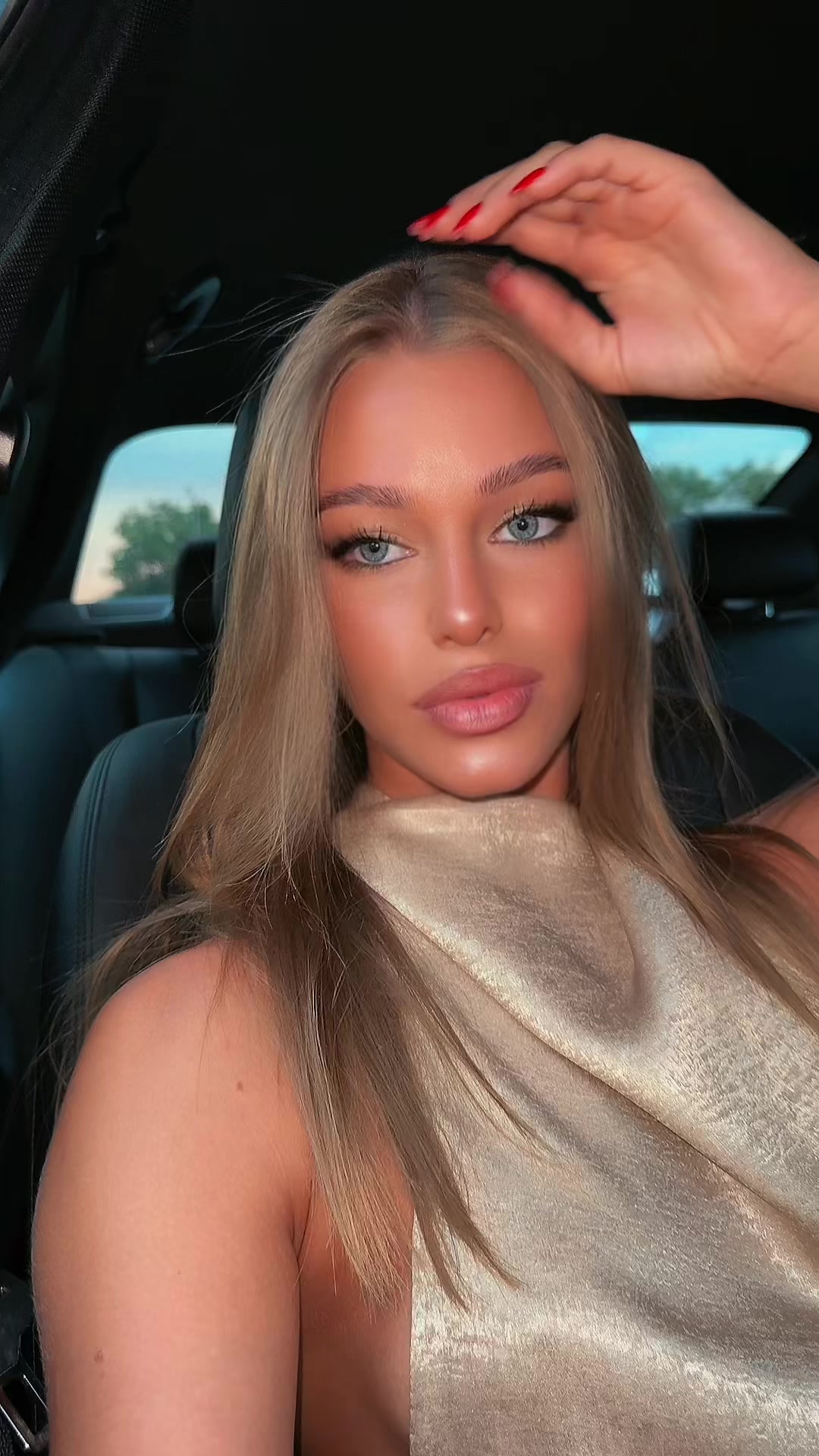 @natasa