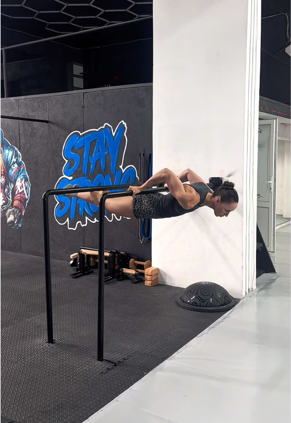 @lena.calisthenics