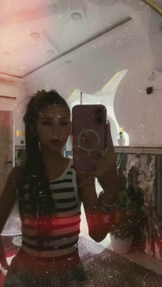 @𝓒𝓱𝓪𝓱𝓲𝓷𝓮𝔃.19👠👛
