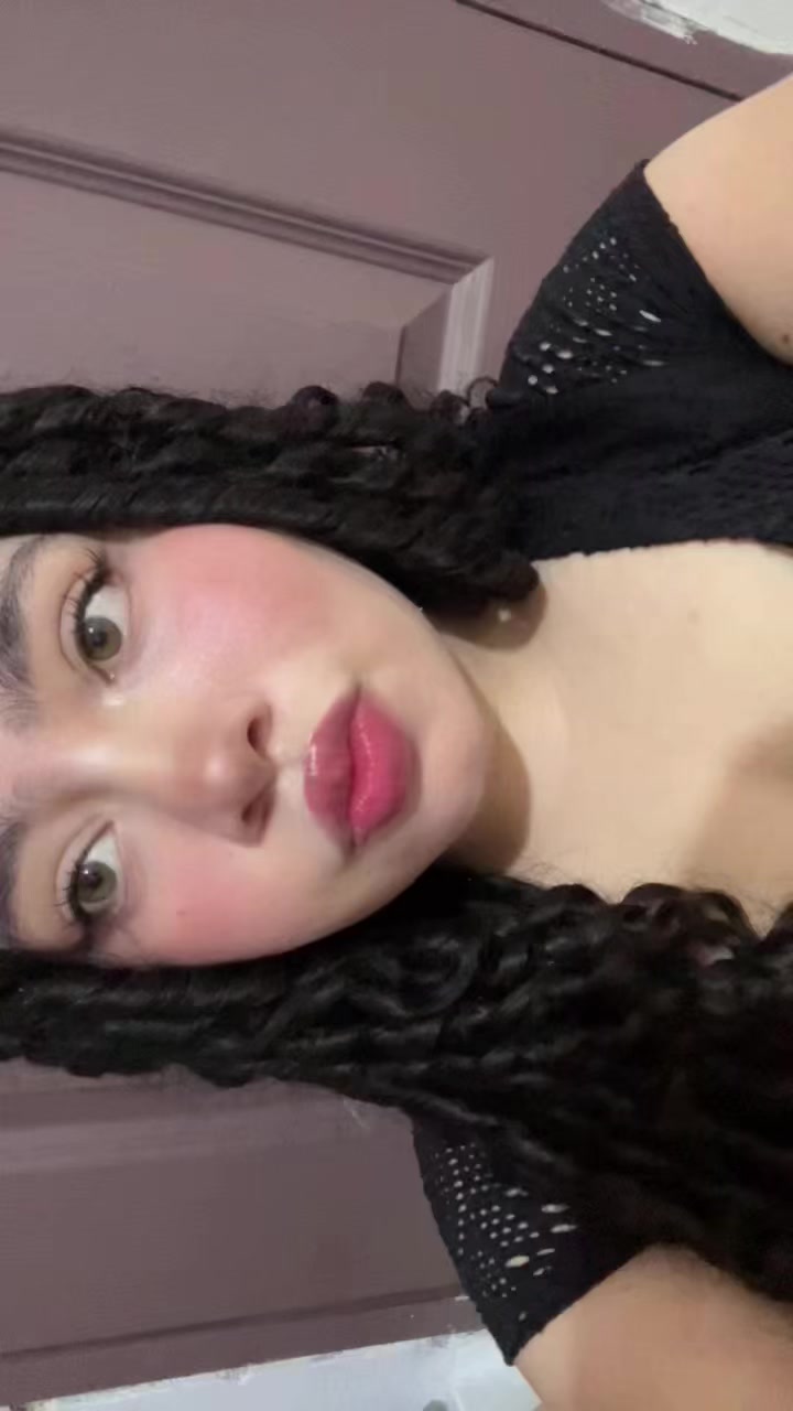 @Juli🕷️