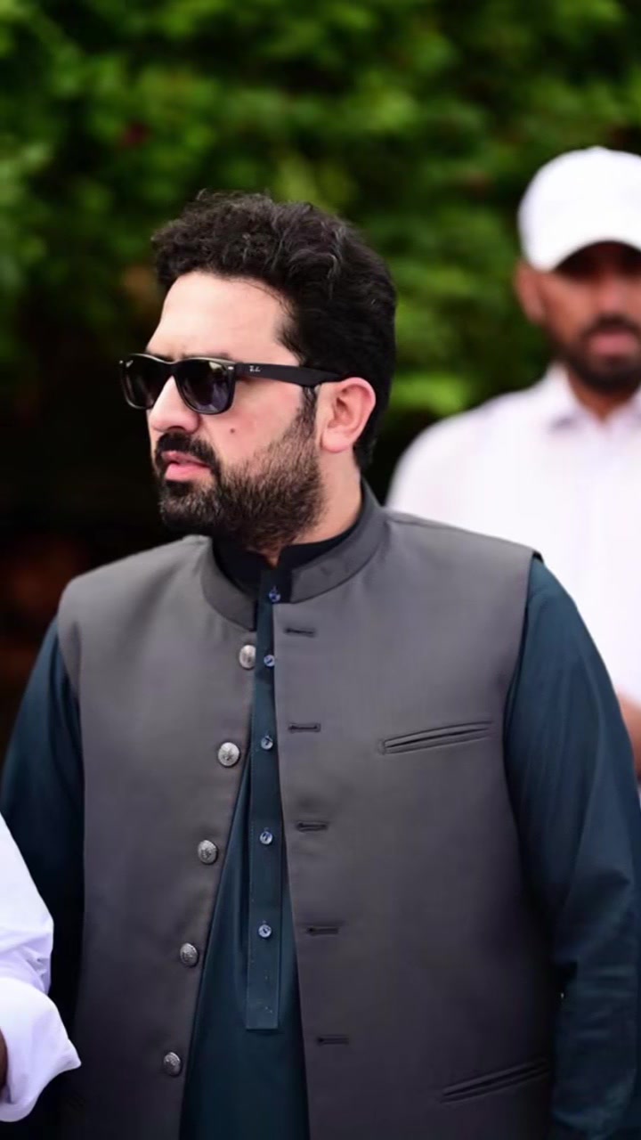 @Arif Khattak