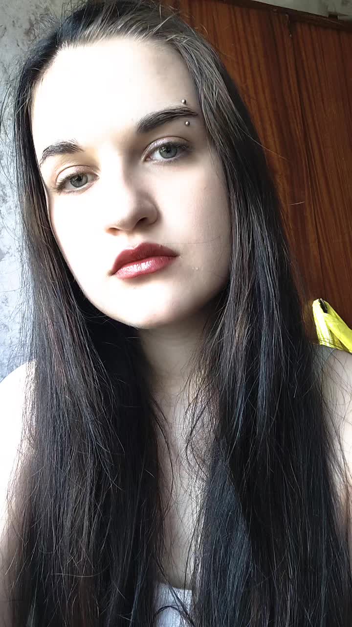 @ирка🧎&zwj;♀️