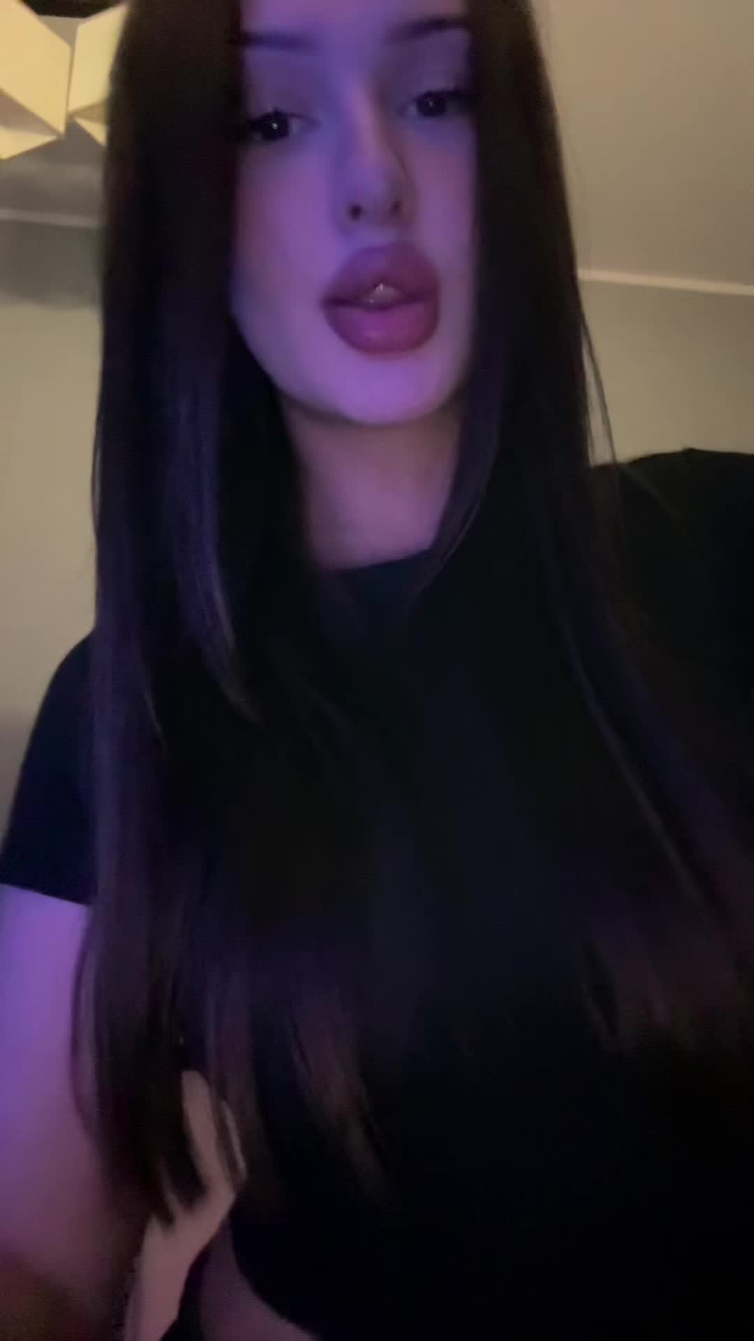 @￴￴￴