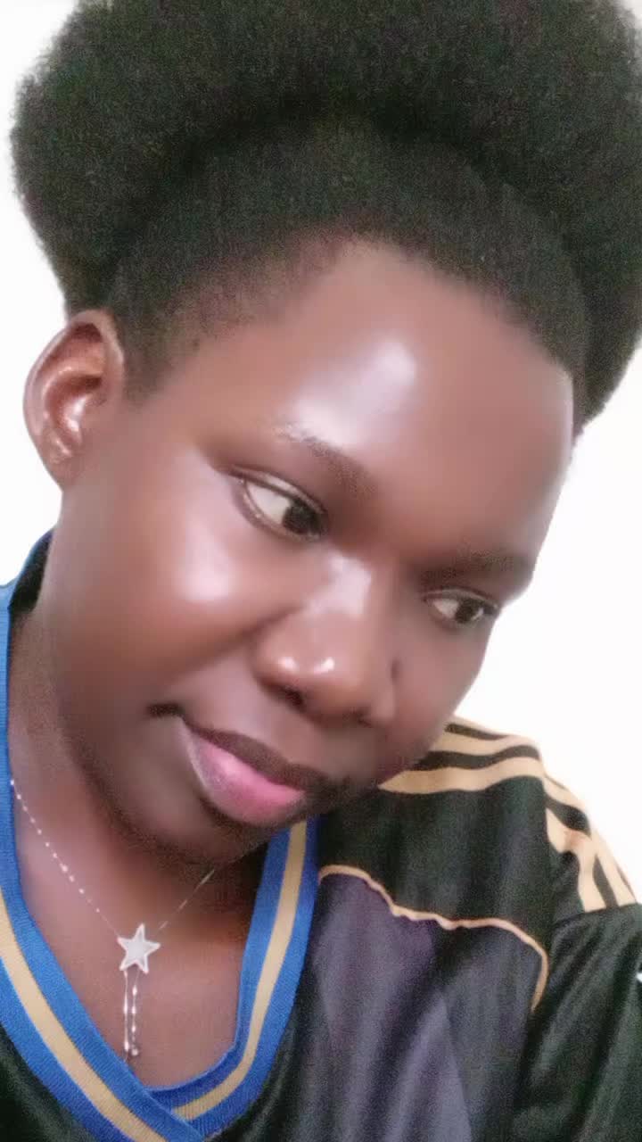 @🦋fiona 256🇺🇬✈️🇧🇭⚘️