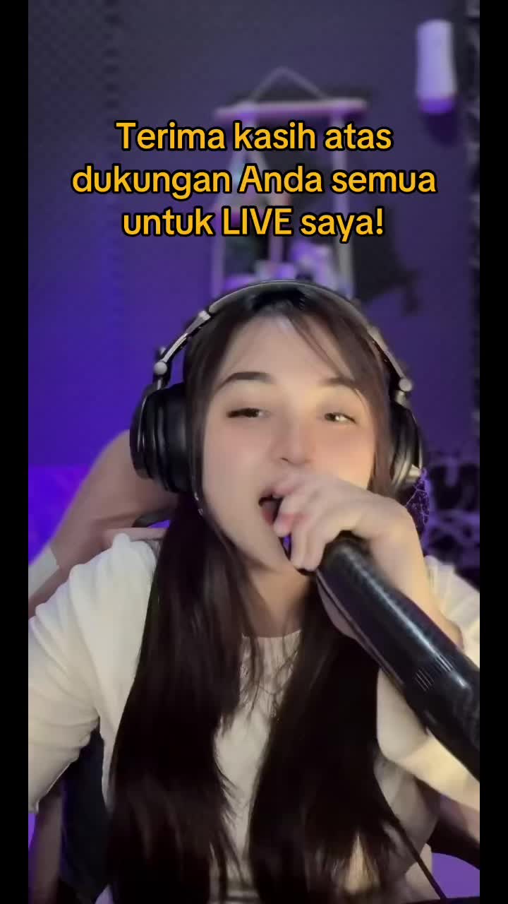 @AdeliaPutri