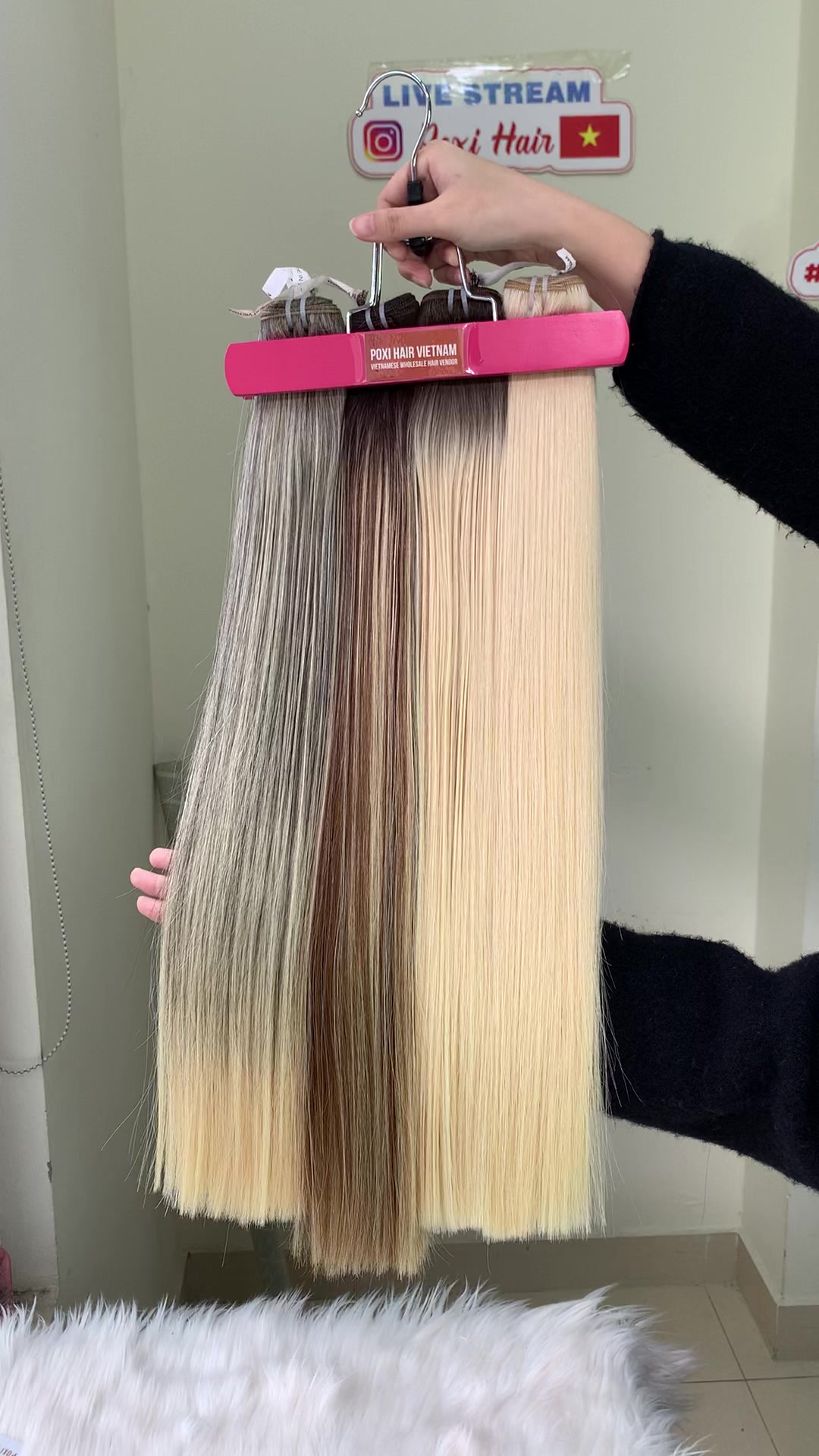 @Anita_Poxihair