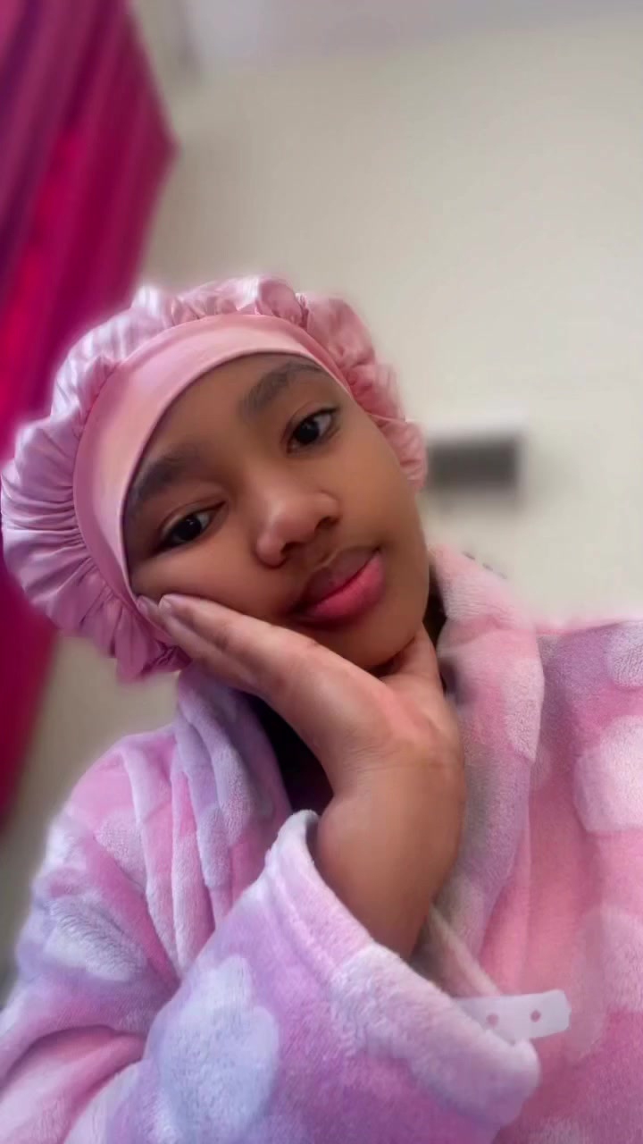 @Isakhanya