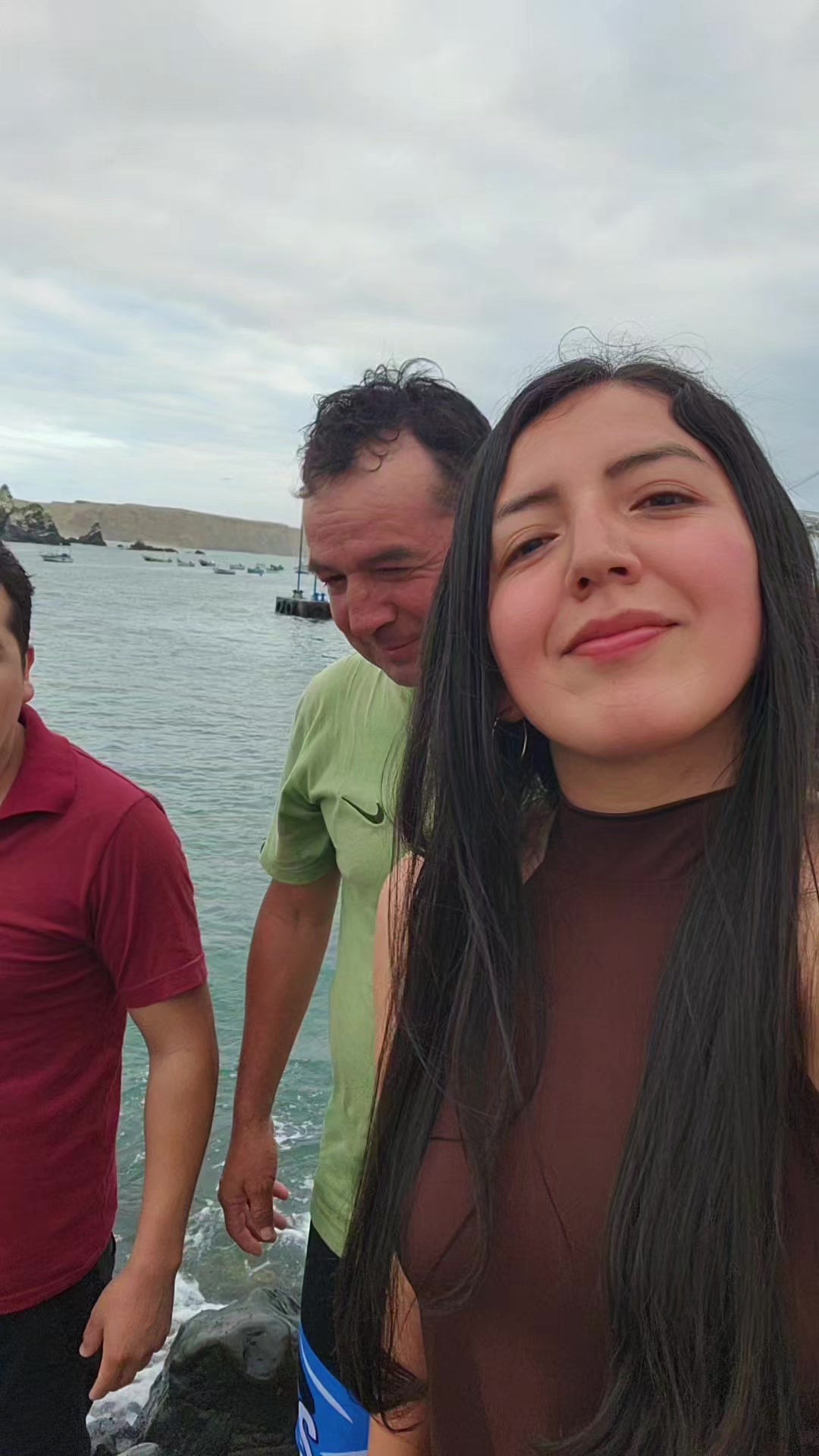 @Ni&ntilde;a de la sonrisa. te sigue