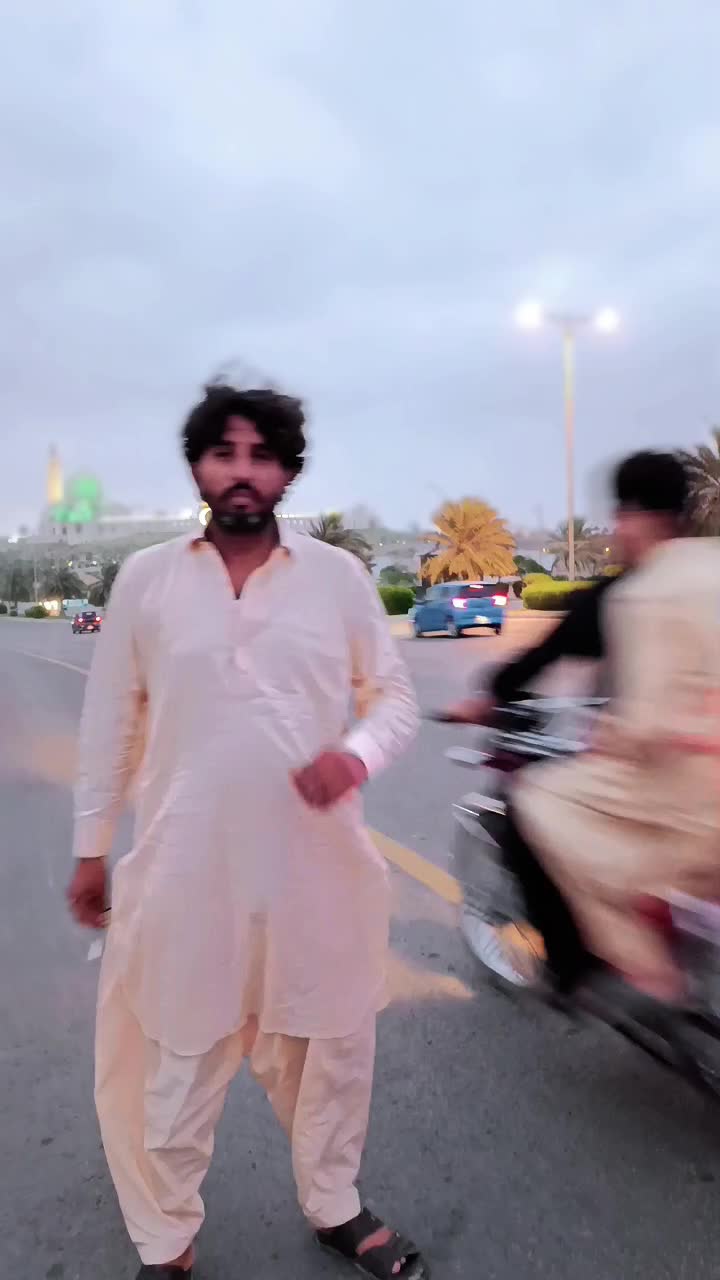 @𝑯𝒂𝒏𝒊𝒇 𝑫𝒐𝒎𝒌𝒊