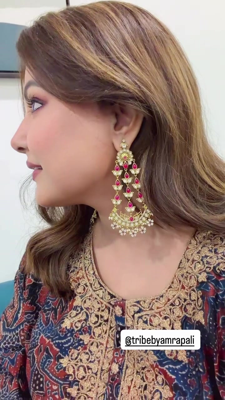 @Hina Khan 💎