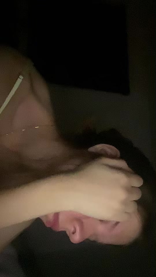 @Jhoselyn