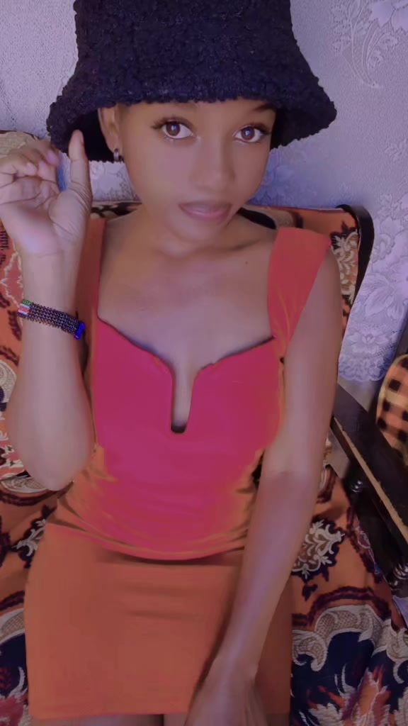 @🦋💦🍑evlyn🥵🍑💦