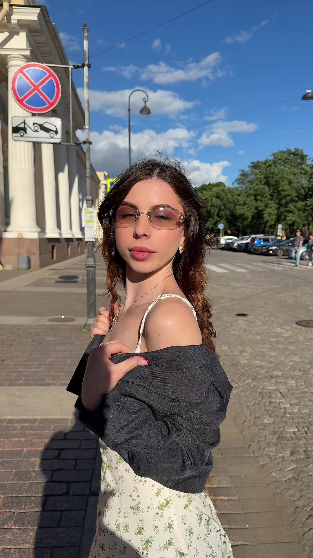@helenlavie_