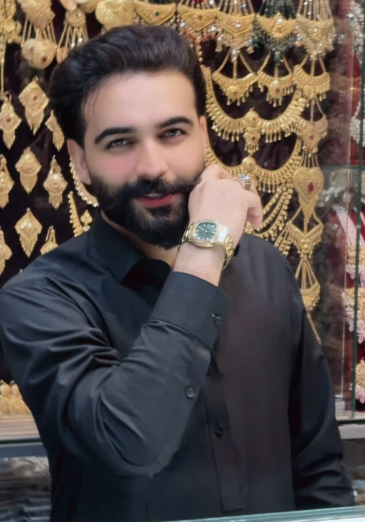 @Faisal Rehman 👑❤️