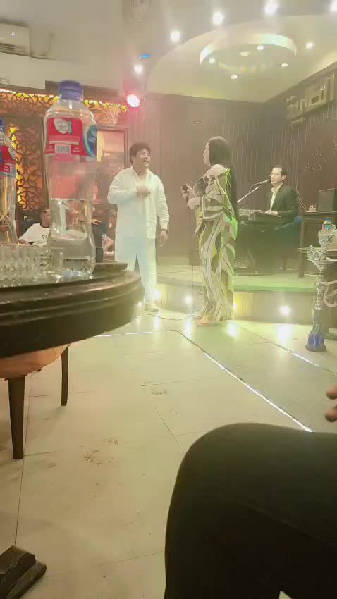 @مونيكا روبرت Monica robert