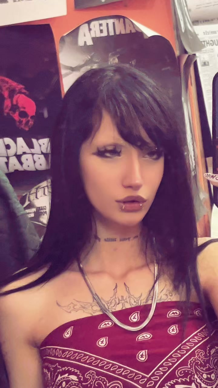 @Thereddestcolor