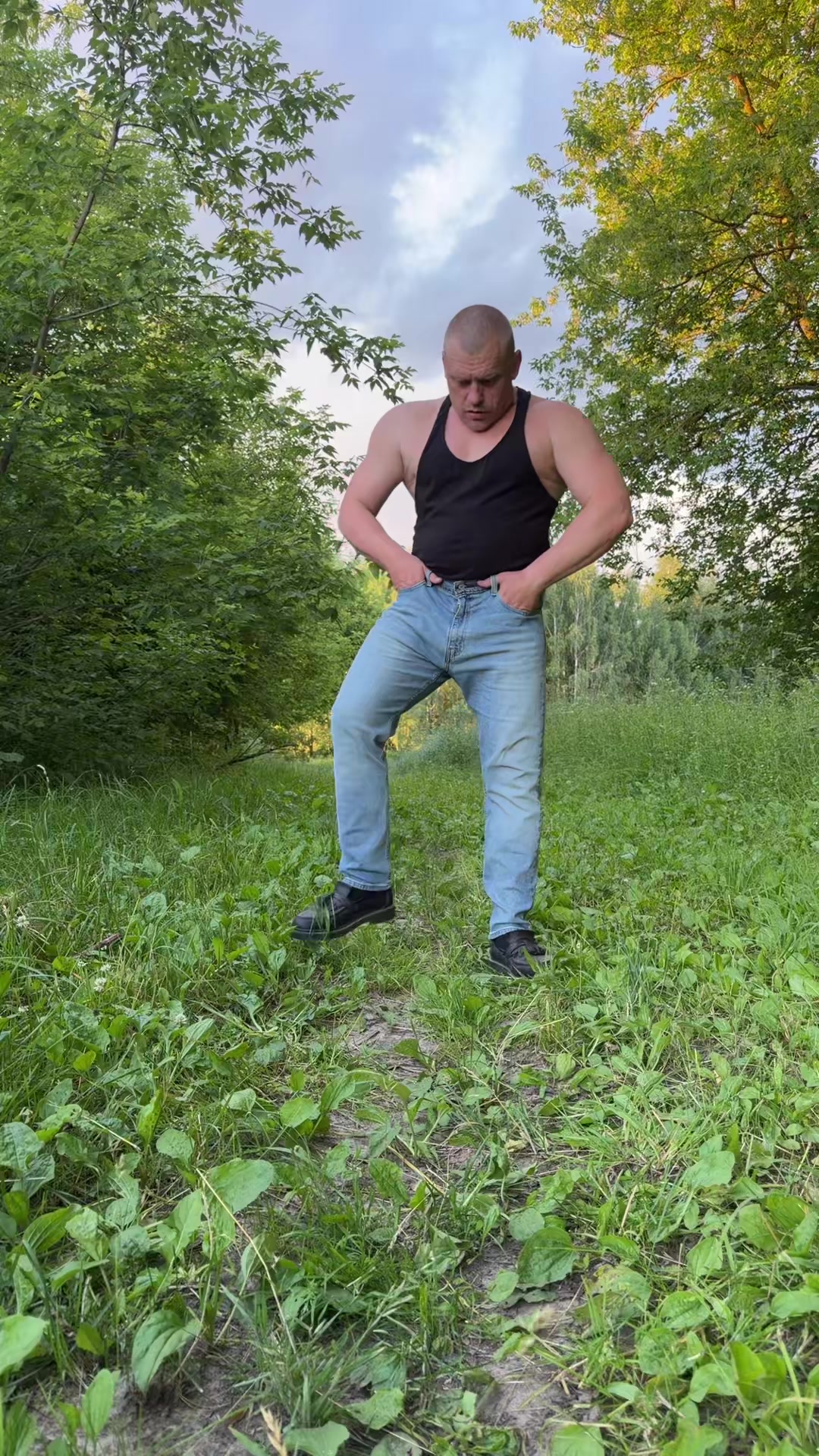 @yanis_piech