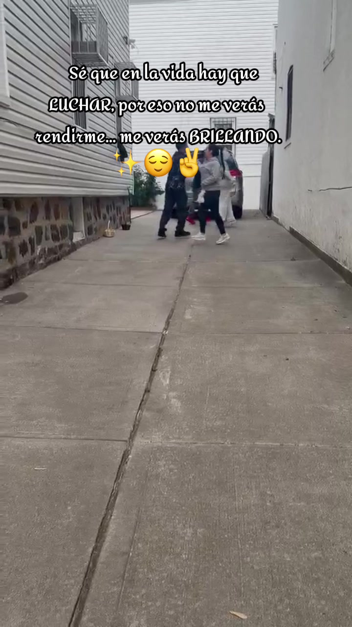 @ℳᥫ᭡✨