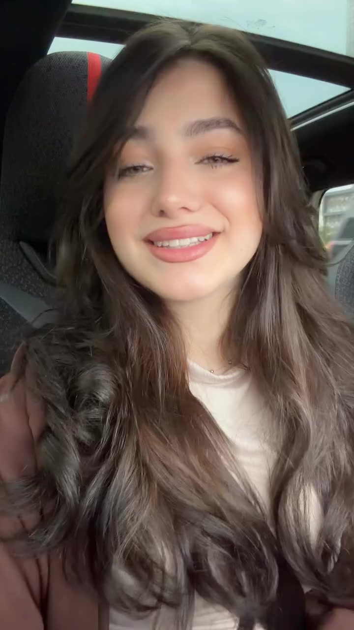 @ستوريات لانا ولين