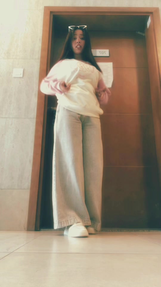 @Angry girl😈 🇦🇪🇱🇰💋