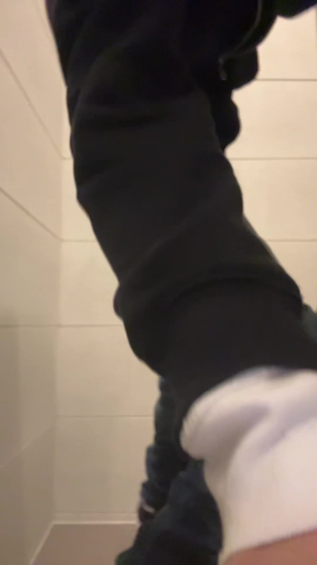 @billionairestril