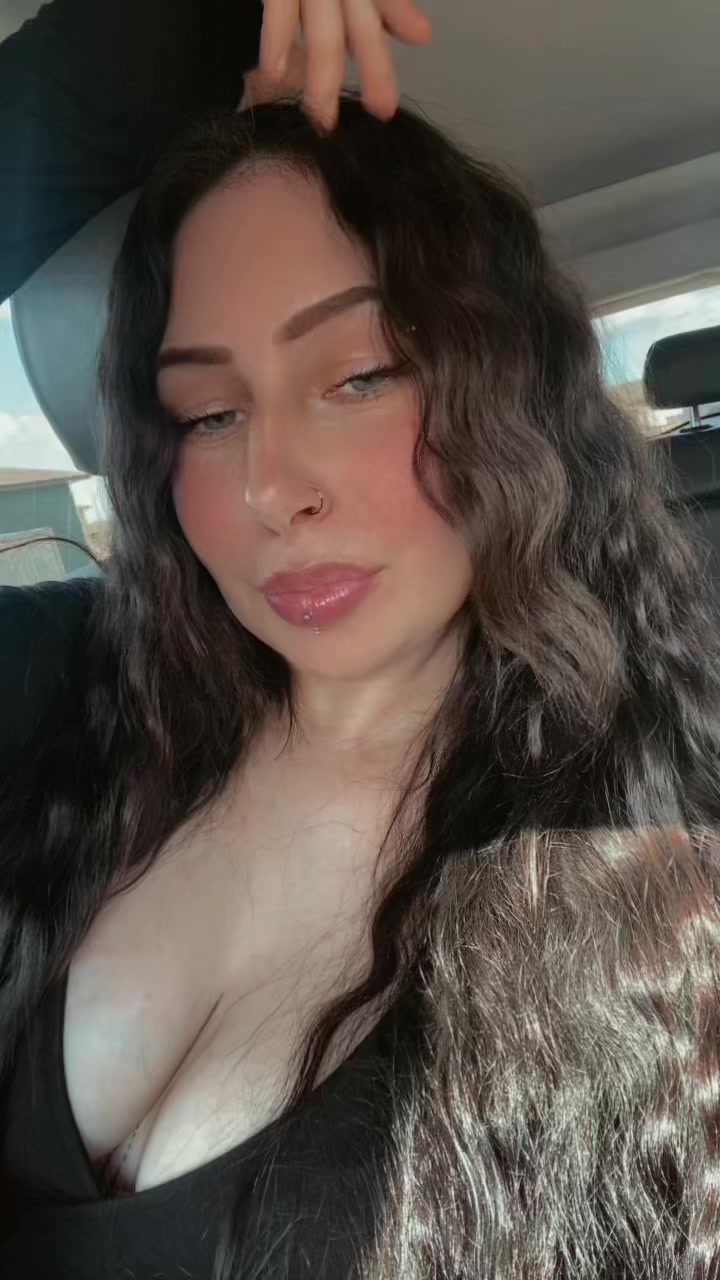 @tayswrld ✨