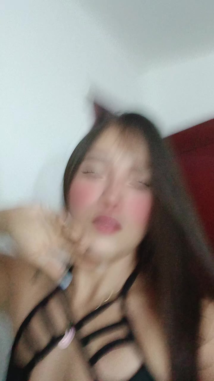 @𝓓𝓪𝓷𝓷𝓪🦋