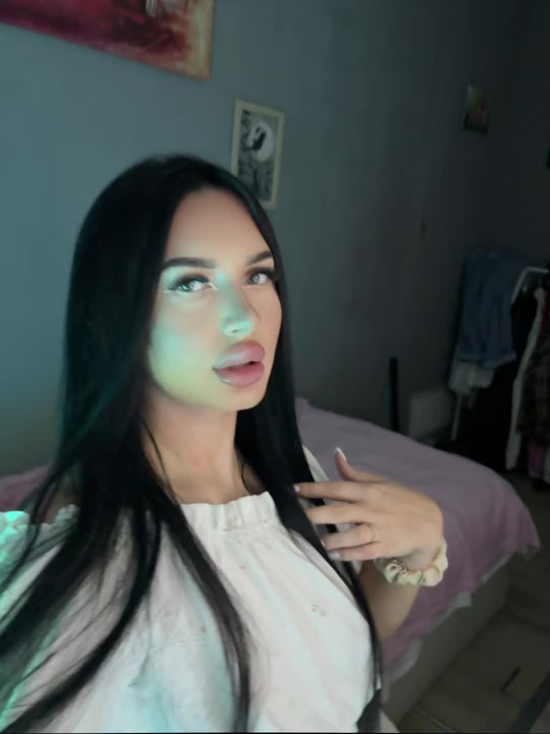 @Valleriik