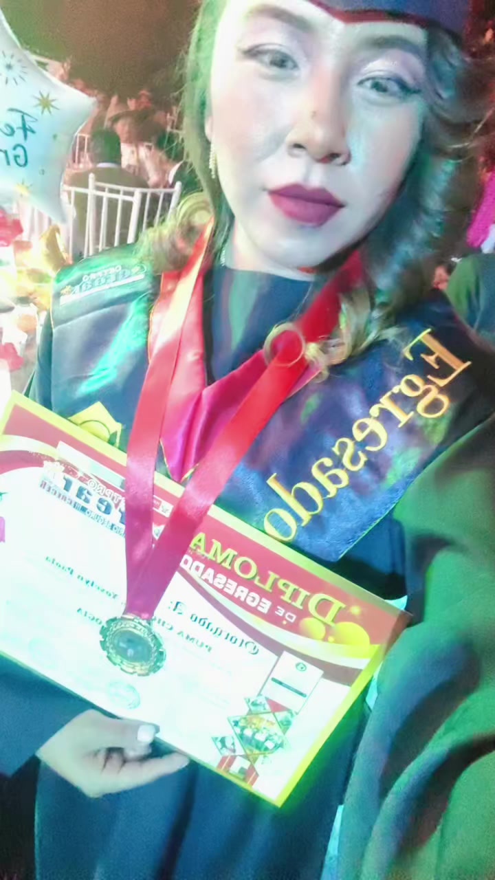 @🎓🦋Y O S S I 🦋🎀