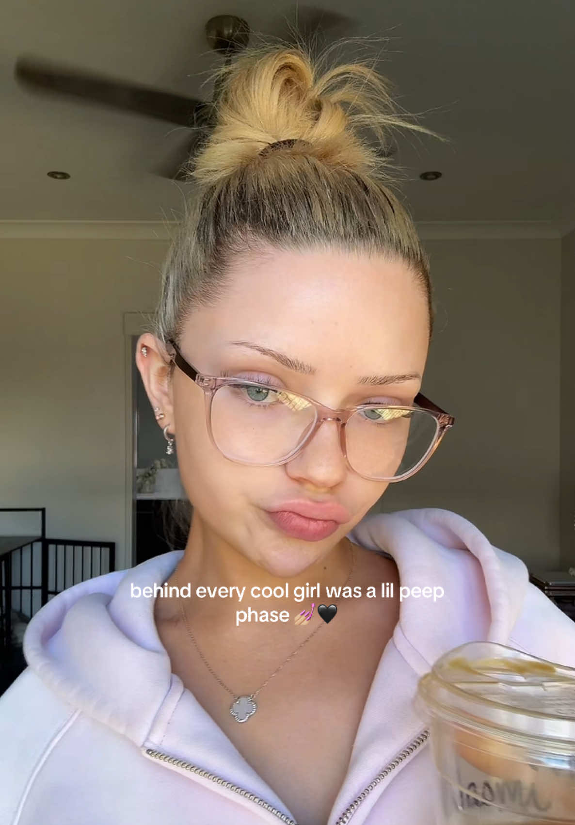 @NAOMI 🎀
