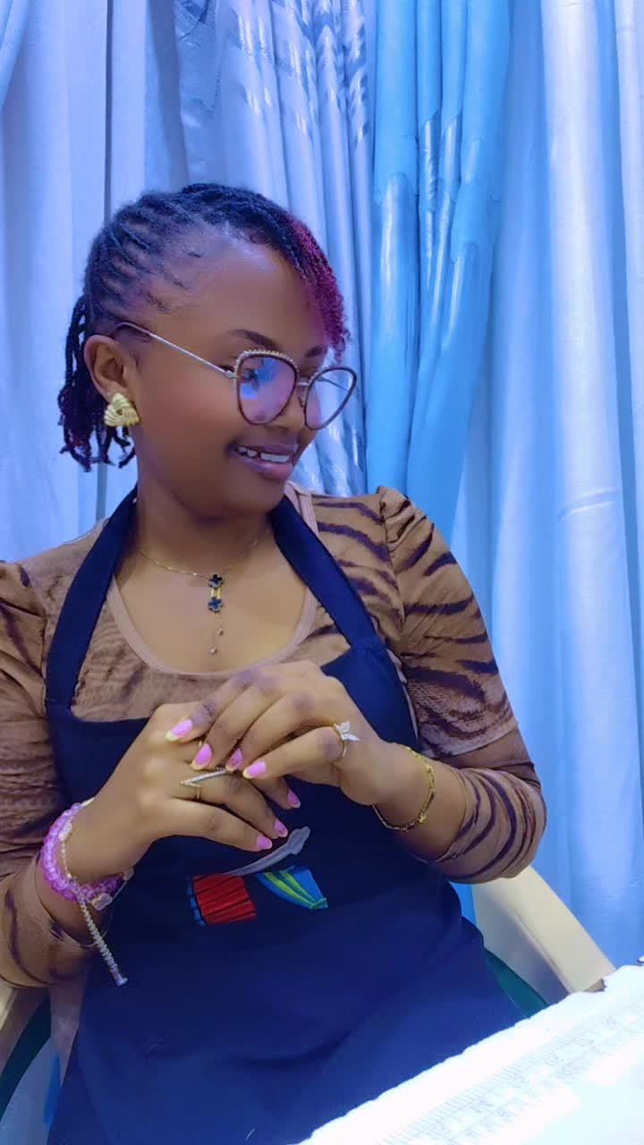 @Miss_waithera,🌹