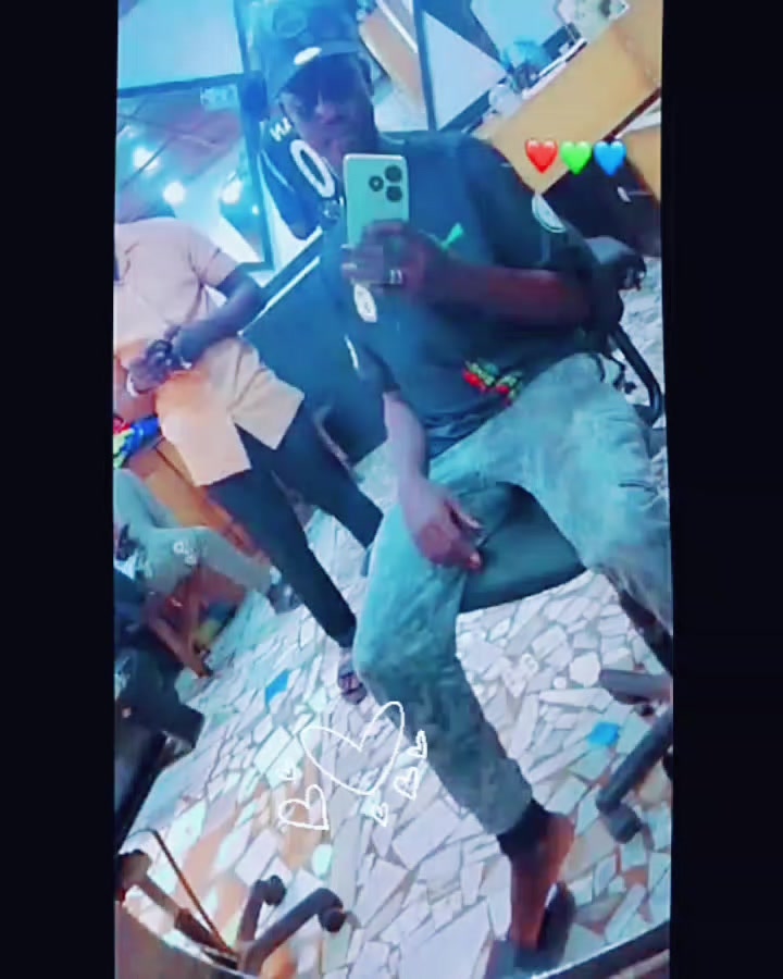 @AIiouGeye⚫️🔴🇸🇳🇸🇳🇸🇳🇸🇳