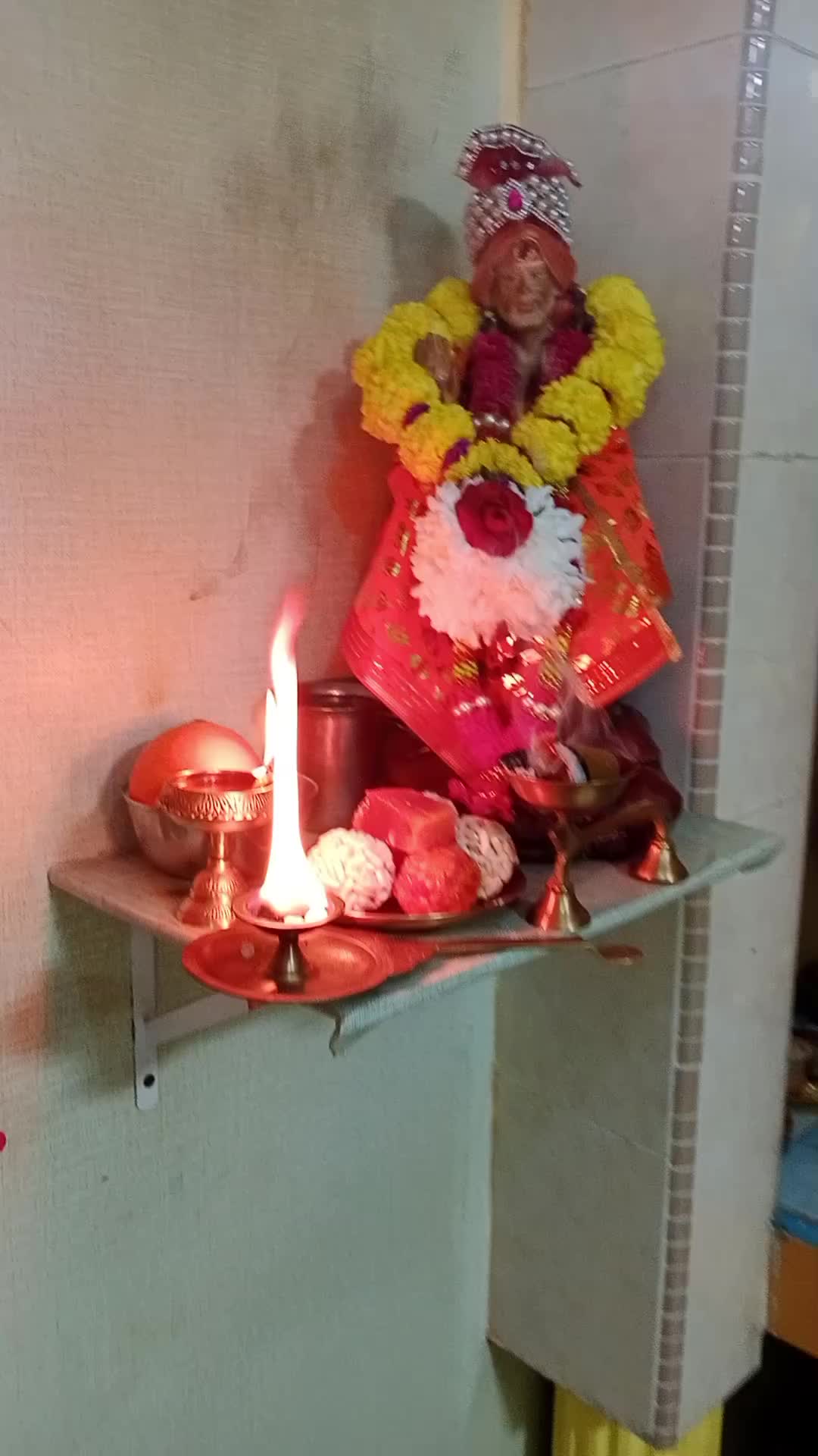 @M. Vani