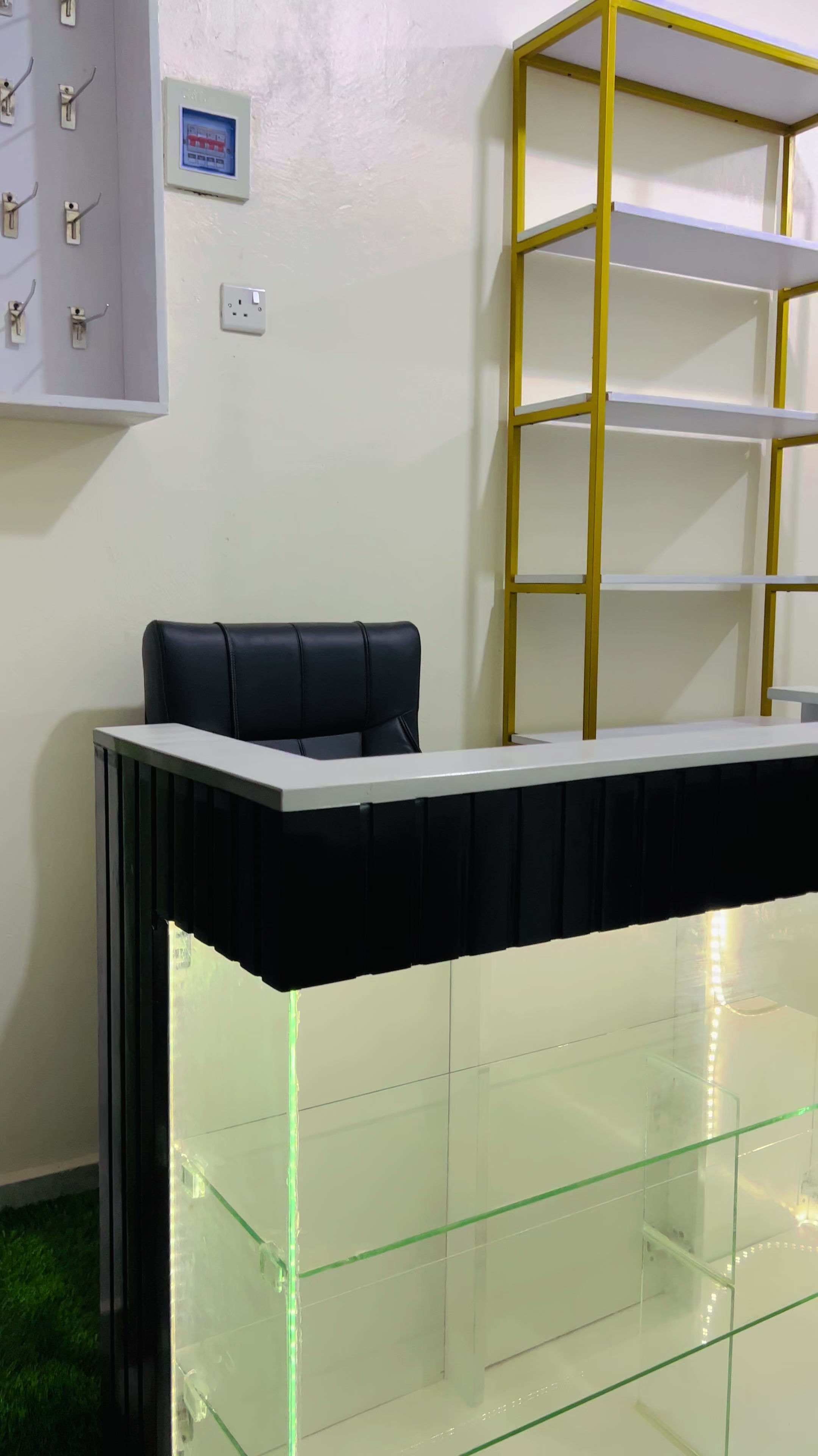 @neptunefurnitureug