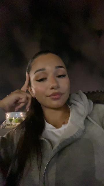 @𝓢𝓪𝓻𝓪