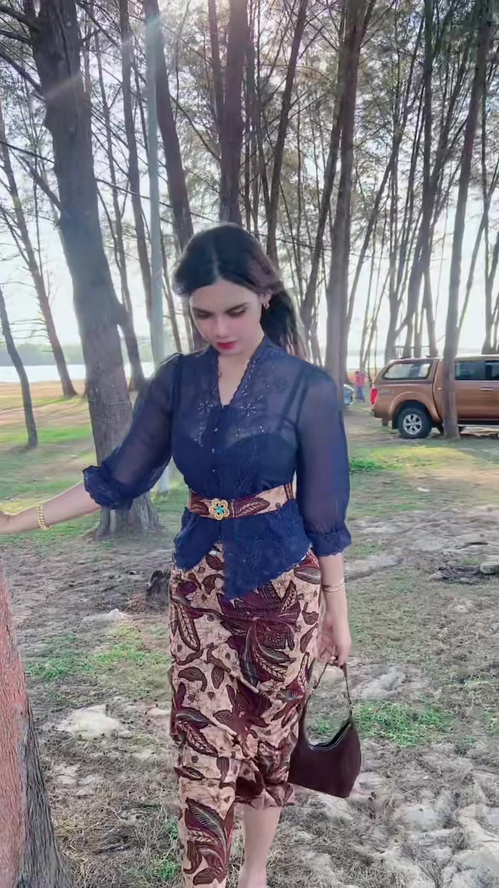 @Mimie Qalisya
