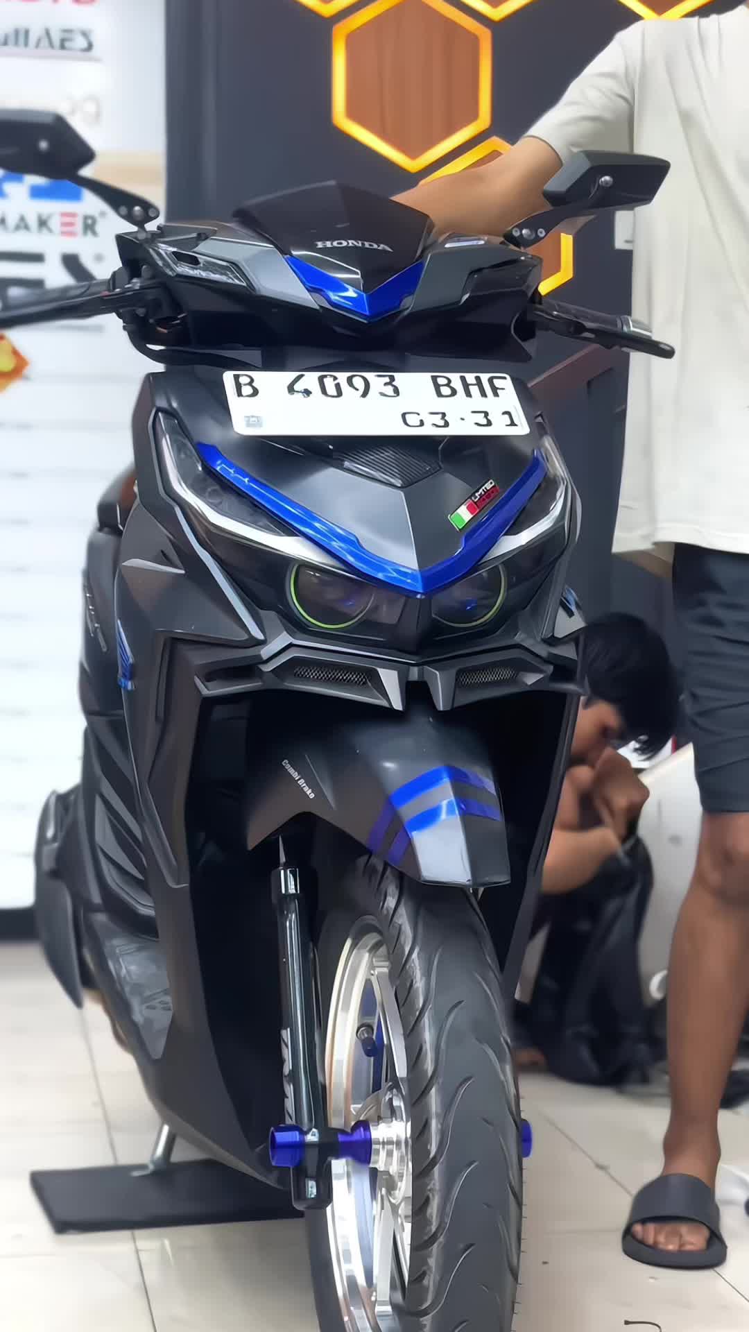 @MAXMOTOSHOP