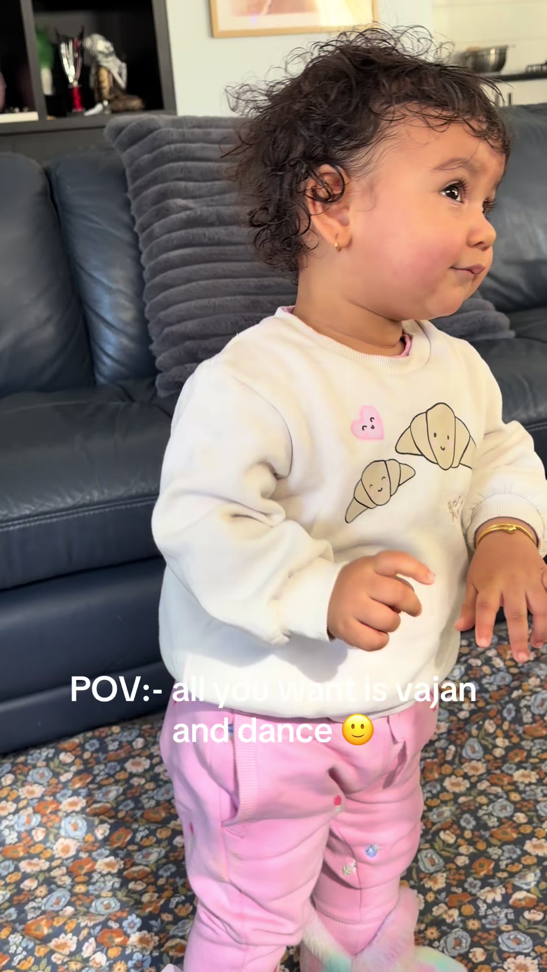 @Danu,deena & Deeva&rsquo;s mamaa🥰