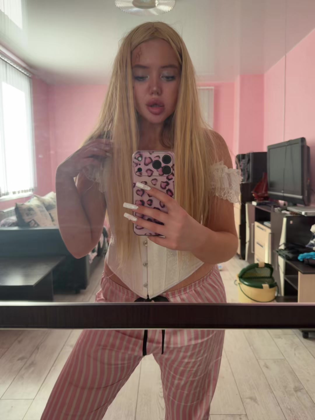@дашка