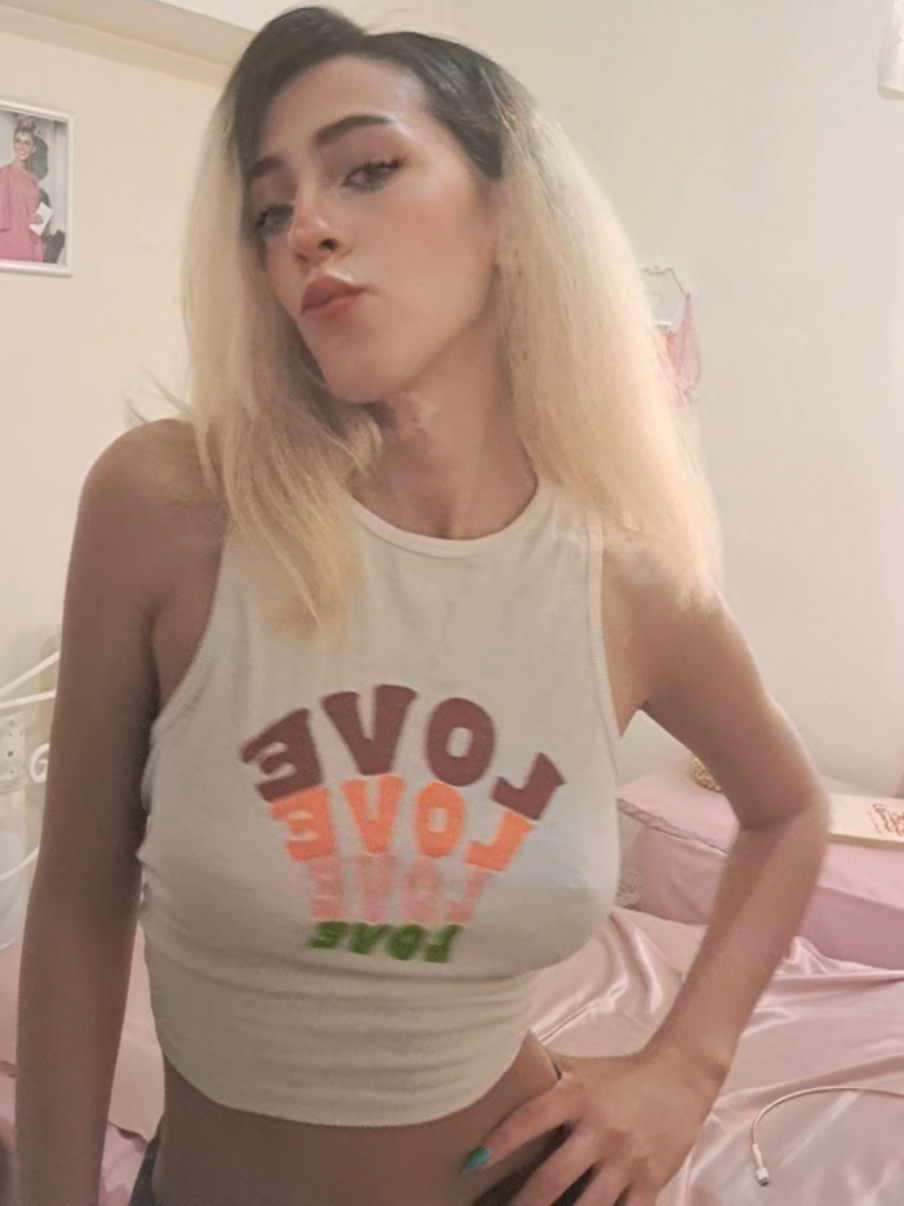 @Niusha