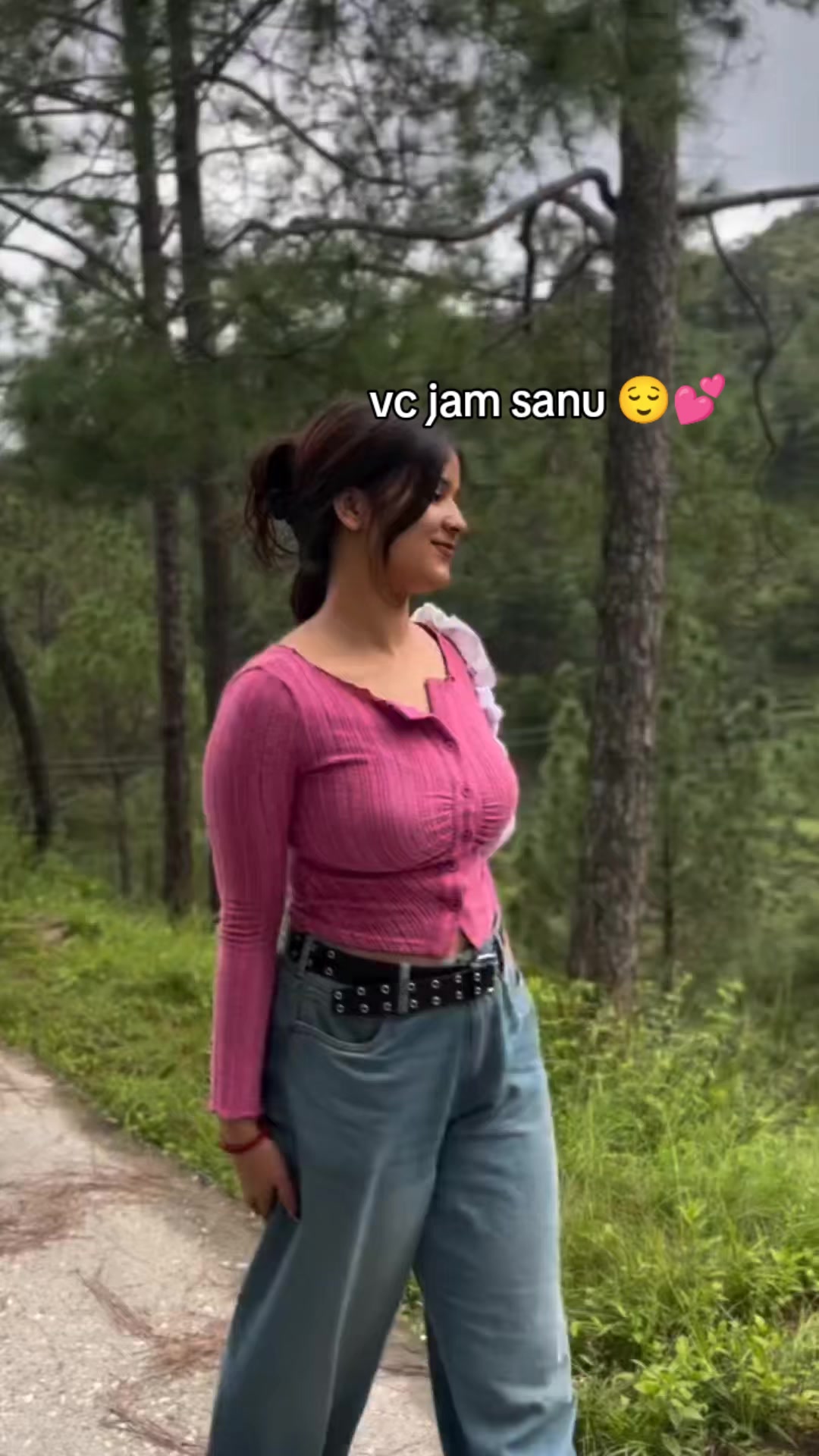 @Aaditi poudel💕