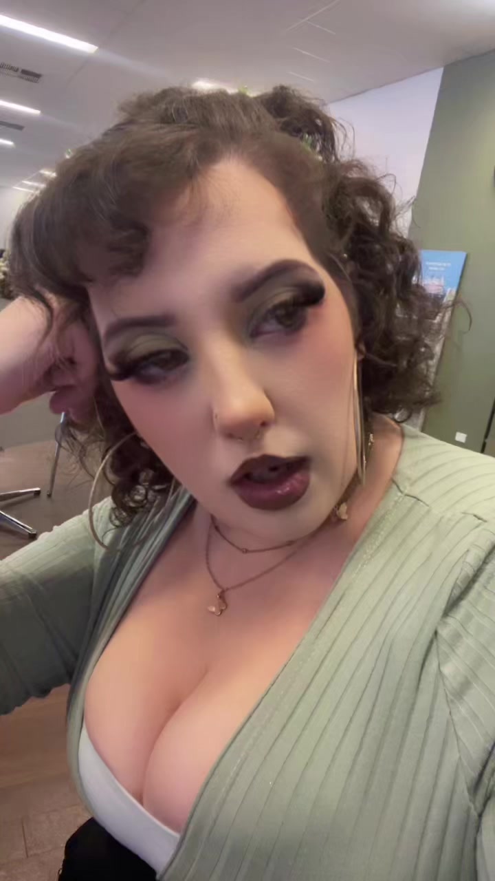 @Curly.potato 🥔