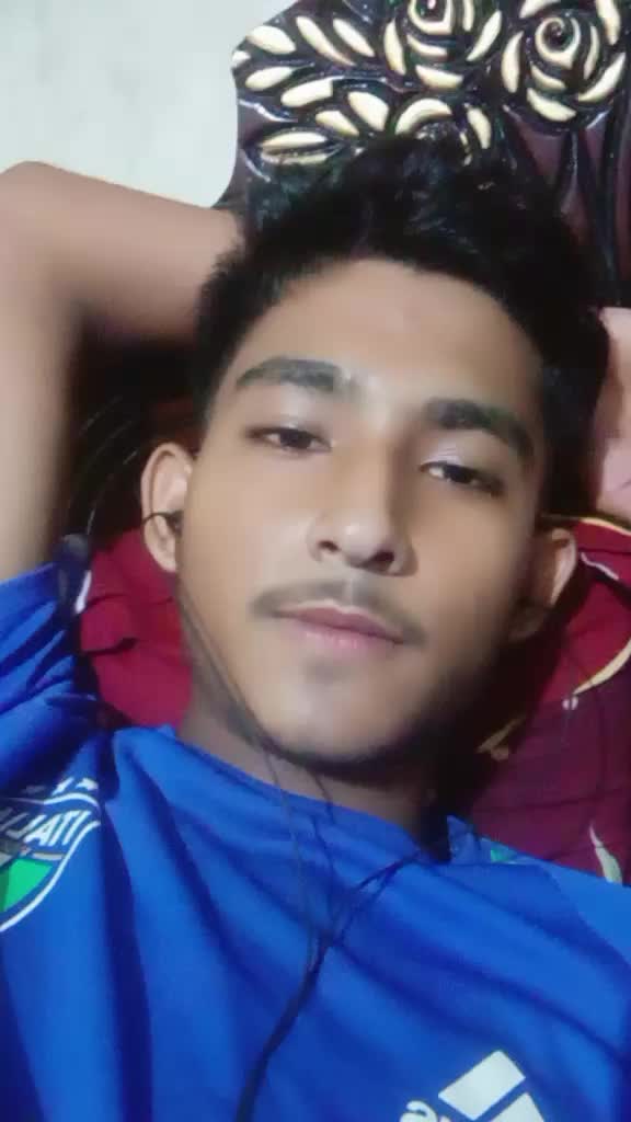 @চিংগাম 🕴️😁